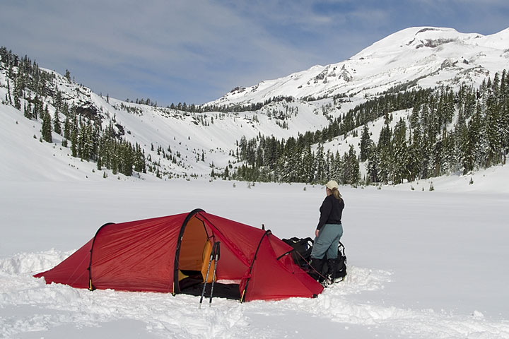 winter camping in the Oregon backcountry
